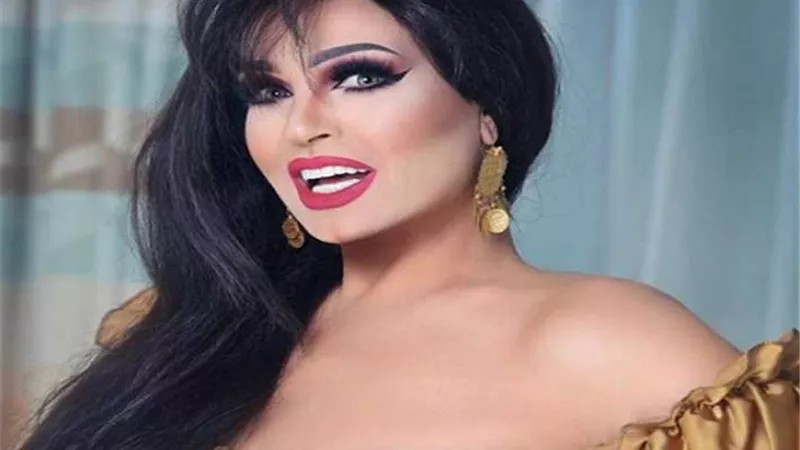 شاهد.. موقف محرج للراقصة فيفى عبده .. فيديو