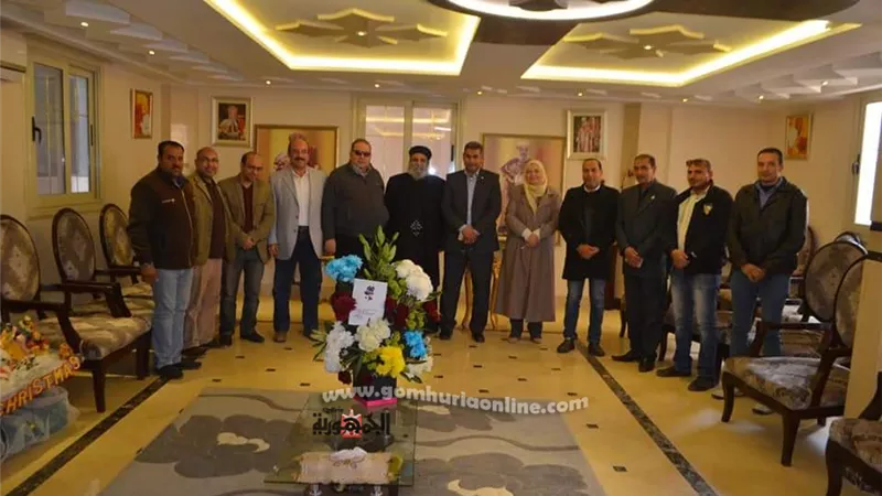 بالصور.. نائب العاشر وقيادات الجهاز يهنئون الاخوة الأقباط بعيد الميلاد فى كنائسهم