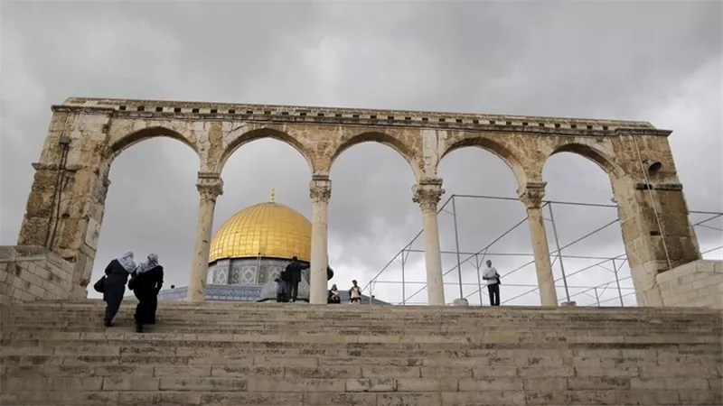 الأوقاف الفلسطينية تطالب إسرائيل بوقف أعمال الترميم في سورالأقصى