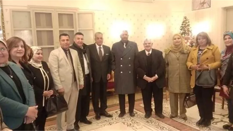 حزب وفد اسيوط يشارك الإخوة الأقباط باحتفالات اعياد الميلاد.. بالصور