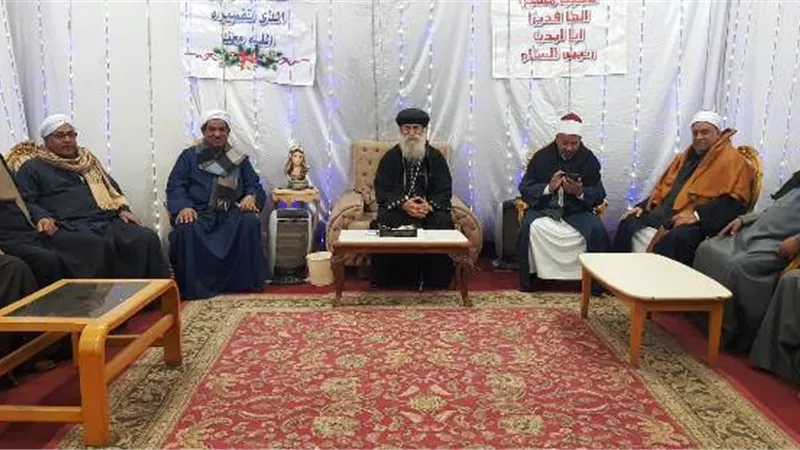 النائب حمدى سعد يهنئ الأنبا بيمن أسقف نقادة وقوص بعيد الميلاد المجيد.. بالصور
