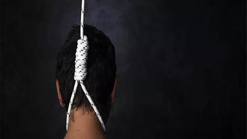 عامل يشنق نفسه بسبب عدم قدرته على الوفاء بمتطلبات أبنائه في تركيا