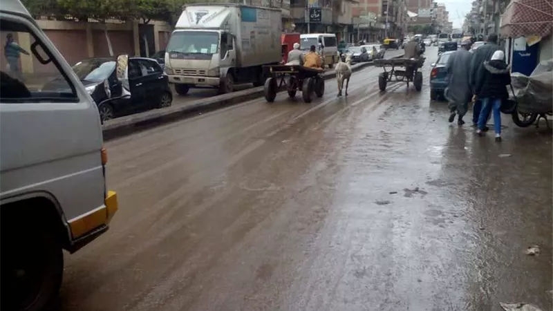 هطول أمطار غزيرة بكفر الشيخ وتوقف حركة الملاحة
