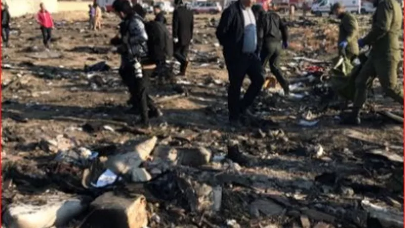 اوكرانيا :لانستبعد اسقاط الطائرة بقذيفة ولكن نحذر من التكهنات حتى انتهاء التحقيقات