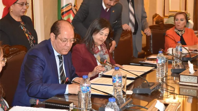 جامعة القاهرة توقع اتفاقية تعاون مع معهد الصحافة والتكنولوجيا المغربي