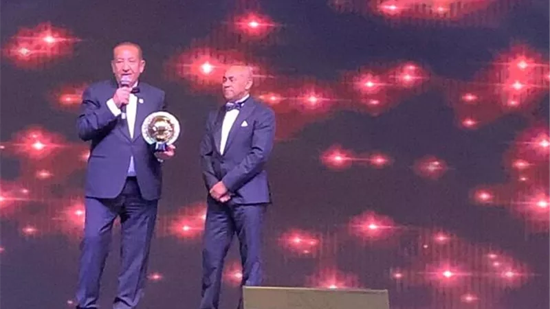 أبو علي :تكريم الآتحاد الآفريقى على نجاحنا فى تنظيم الحفل يسعدنى ويشجعنى نحو المزيد من الفعاليات العالمية