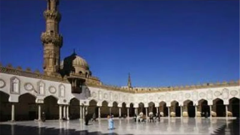 مركز المعلومات بالأزهر يعقد اجتماعاً لمناقشة آليات التحول الرقمي