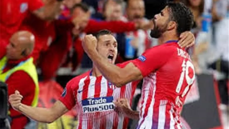 أتليتكو أطاح ببرشلونة وتأهل لنهائى السوبر الإسبانى لمواجهة ريال مدريد