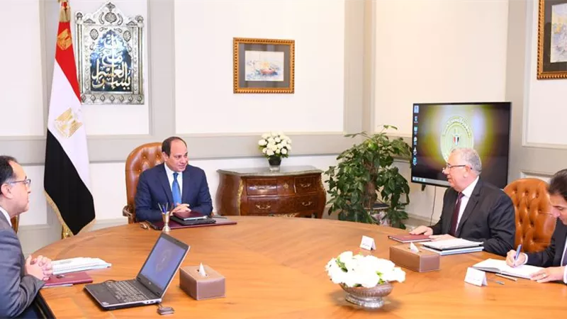 الرئيس يوجه بتطوير دور الجمعيات الزراعية وحل مشاكل المزارعين