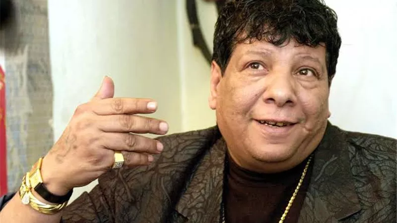 ابن شعبولا يشن هجوما حادا على شاعر والده