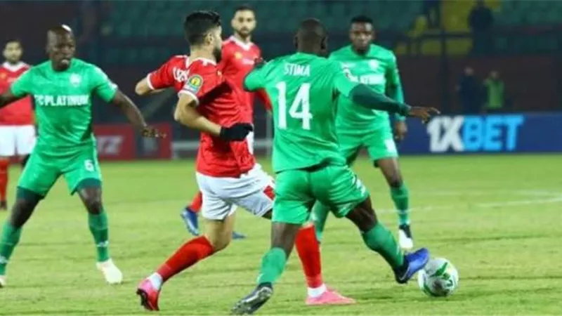 سفير مصر فى زيمبابوى يساند الاهلى من المدرجات