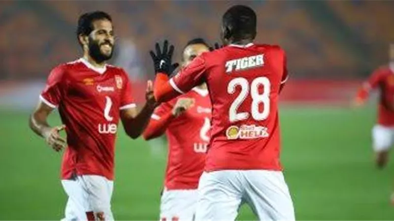 مروان محسن يحرز هدف التعادل للاهلى فى شباك بلاتينيوم