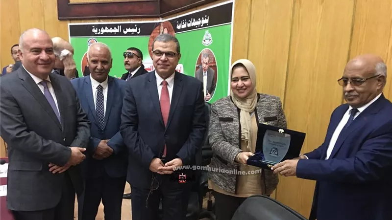مصر للألومنيوم تكرم النائبين خالد خلف الله وسحر صدقى
