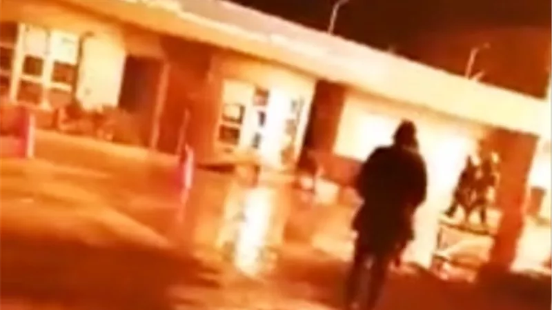 حريق هائل داخل محطة وقود فى مدينة بدر.. بالصور