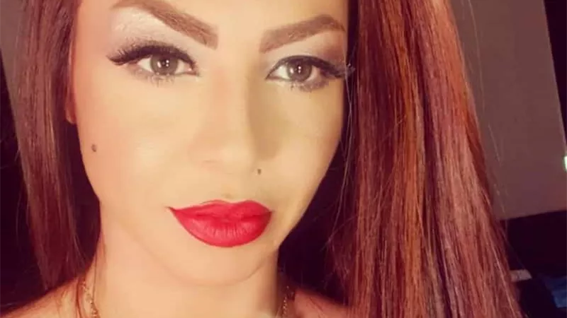 إطلالة جريئة وظهور متألق للفنانة دوللى شاهين ..صور