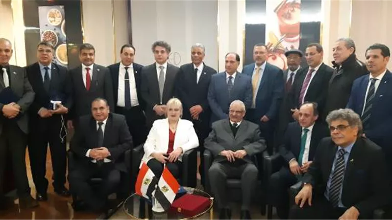 اتحاد الجاليات المصرية في اوروبا يحدد موقفه من مشروع الكيانات المصرية بالخارج