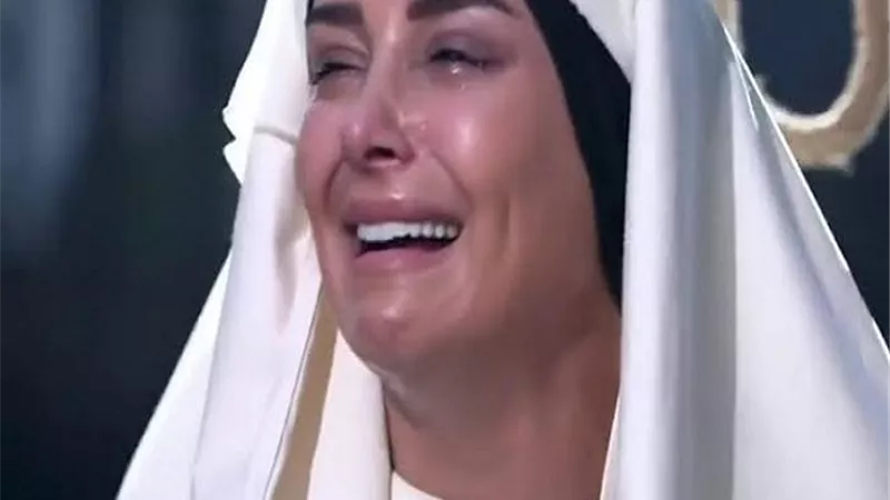 أول تعليق من الفنانة كندا حنا بعد إنتحار طفلة سورية بسببها