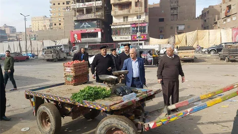 مصادرة 18 كارو في حملة للحفاظ علي المظهر العام للشوارع بشبرا