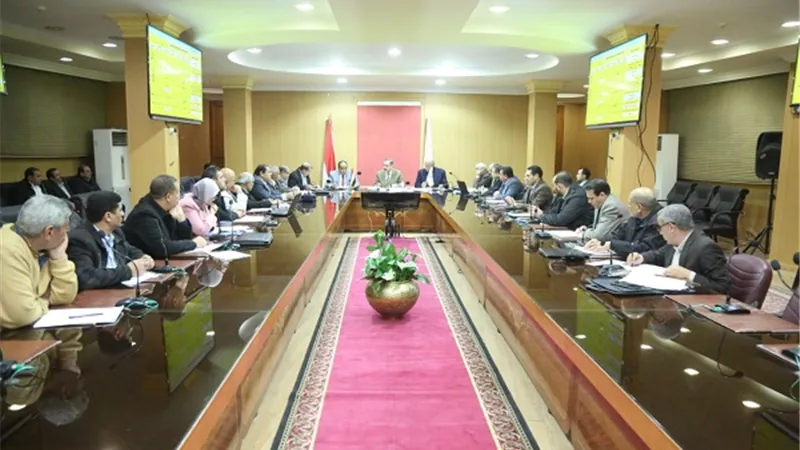 محافظ كفرالشيخ يكلف رؤساء المراكز والمدن بتسهيل إجراءات تقنين الأراضي