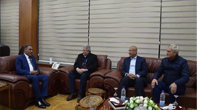 محافظ مطروح يستقبل رئيس الشركة القابضة لمياه الشرب