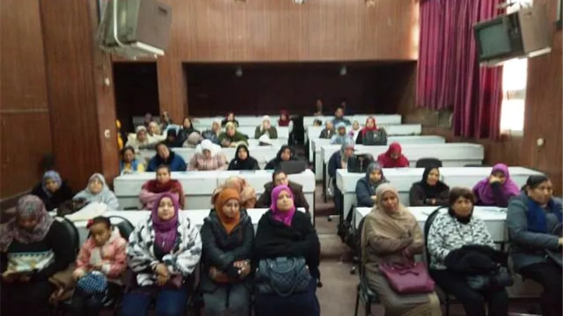 علاج الاكتئاب والاضطرابات النفسية فى ندوة بمركز النيل للإعلام بقنا