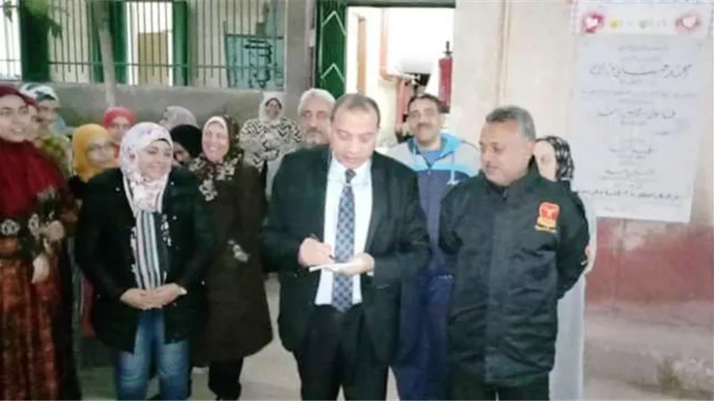 الإبقاء على فرد أمن ادارى بالمدينة الجامعية استجابة لطالبات بنى سويف.. بالصور