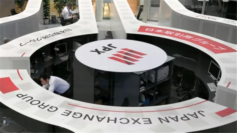 نيكي يغلق مرتفعا بفضل تفاؤل التجارة وضعف الين