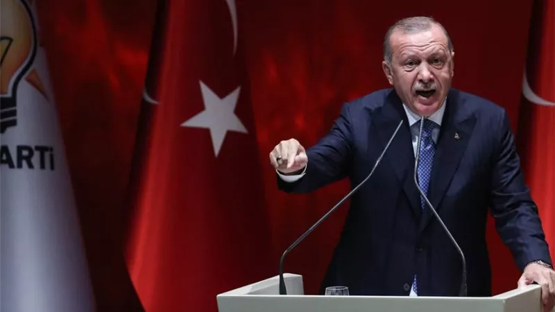 أحمد موسى: أردوغان يبكي ويصرخ في تركيا.. لهذا السبب (فيديو)