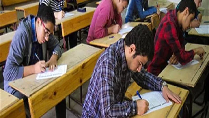 82ألف و260طالبا يؤدون غدا امتحان الشهاده الاعداديه بالاسكندريه