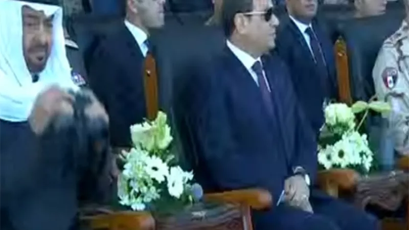الرئيس السيسي يشاهد فيلمًا تسجيليًا عن مناورة قادر ٢٠٢٠ بعنوان حماية الوطن