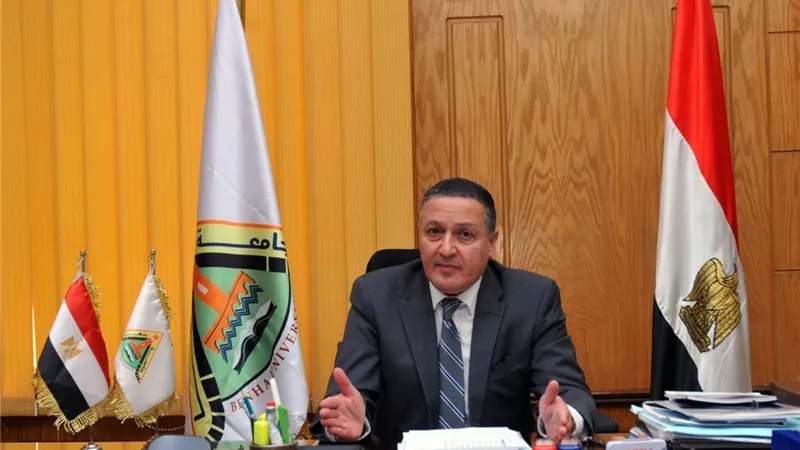 جامعة بنها توثق صفحتها الرسمية وتحذر من الصفحات المزيفة