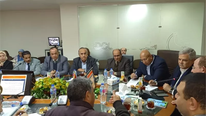 استعدادات مكثفة لمواجهة الأمطار والنوات بمحافظة الإسكندرية.. صور