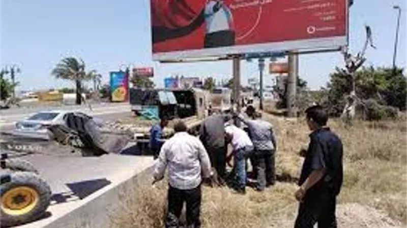 إزالة 853 لوحة اعلانية مخالفة بمدن الشرقية