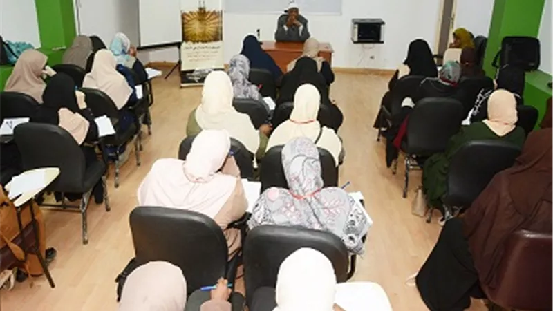 عباس شومان: المتطرفون يرفعون راية الخلافة لدغدغة مشاعر الشباب