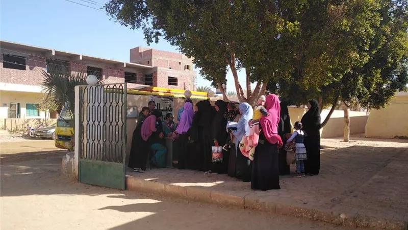 أمانة الداخلة تنظم قافلة طبية مجانية للكشف وصرف العلاج بقري الوادى الجديد