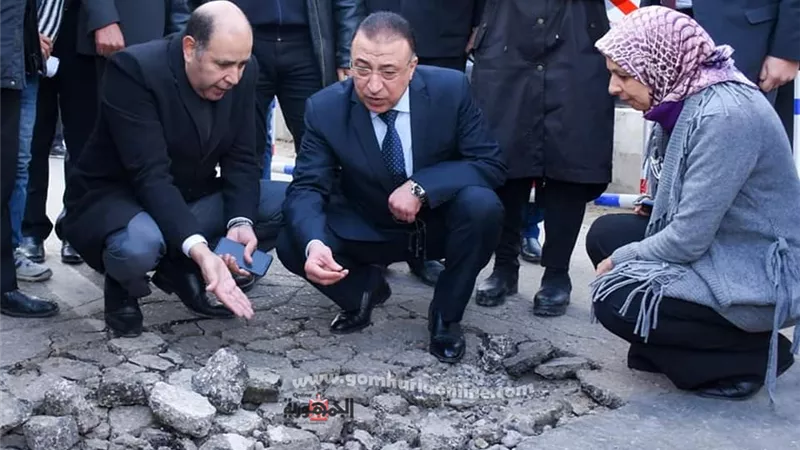 هبوط جزء بكوبرى محرم بك يشل الحركة المرورية بالاسكندرية والنيابة تحقق
