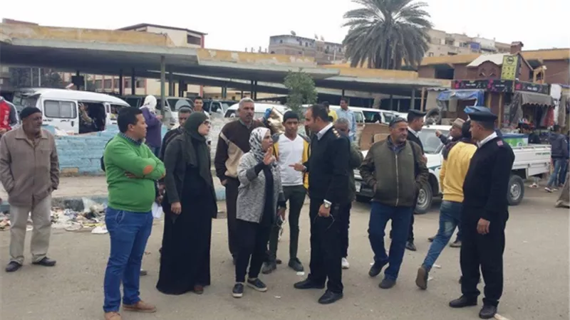 حملة مكبرة لازالة الاشغالات بحى السويس