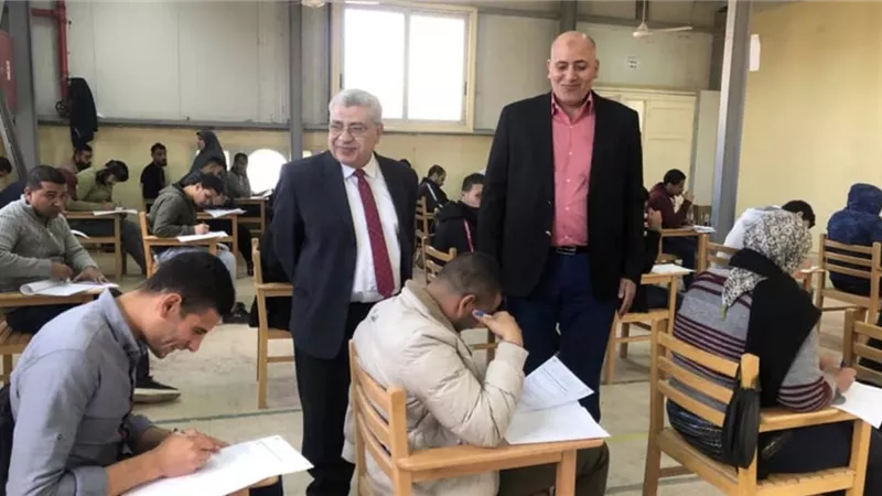 مبارك يتفقد لجان الامتحانات بكليتي الآداب والحقوق جامعة طنطا .. صور