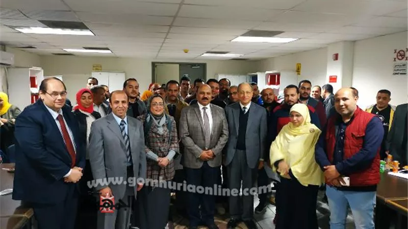تكريم المتميزين في اسبوع التدريب للعاملين بمياة القناة