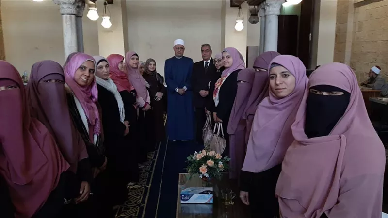 أمين 