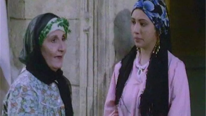 رفضت العمل فى السينما بسبب القبلات وتميزت بدور الام .. المشوار الفنى فى حياة الفنانة نادية رفيق