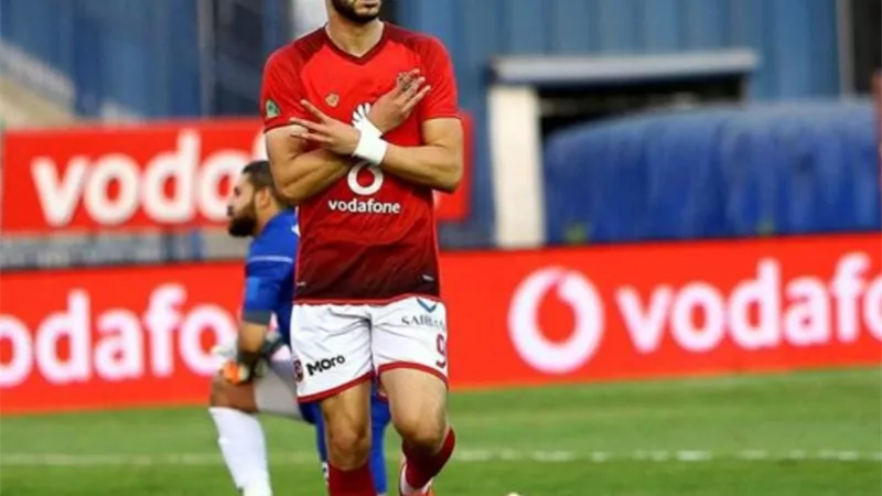 الاهلي يعلن عن فسخ عقد وليد أزاروا بالتراضي خلال ساعات