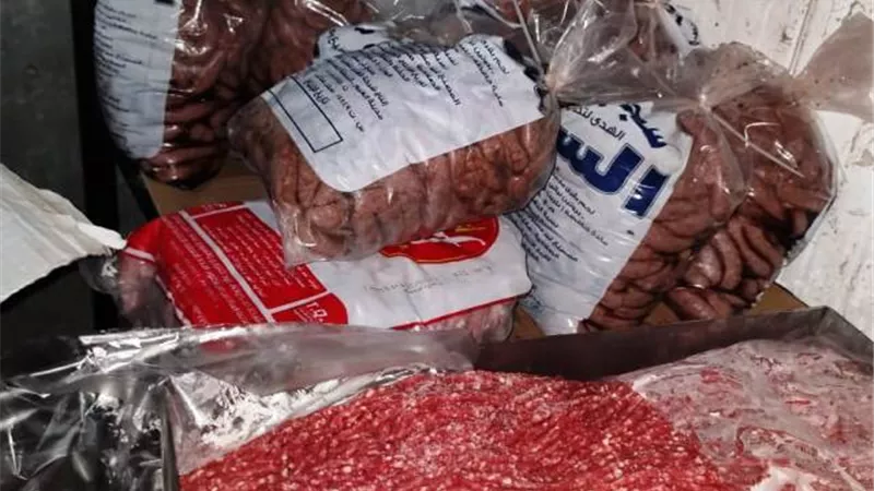 مباحث تموين القاهرة تضبط مواد غذائية وادوات كهربائية مشغوشين.. بالصور