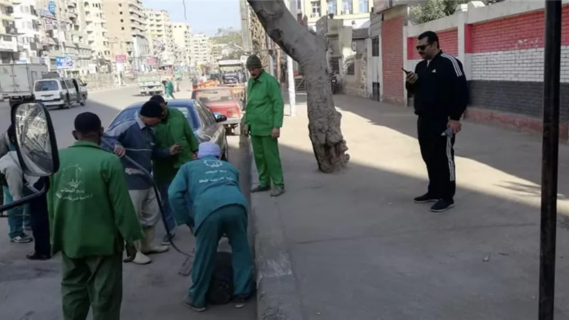 استمرار حملات النظافة والتجميل ورفع الاشغالات بنطاق حي ثان طنطا -صور