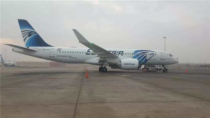 الطائرة الثامنة من صفقة 
