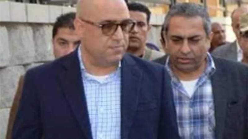الجزار يتفقد إحدى مناطق الإسكان الاجتماعى المخصصة لعمال المدابغ بمدينة بدر