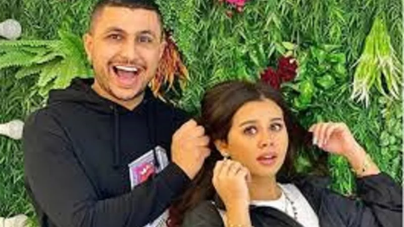 حقيقة خطوبة الفنانة منة عرفة لليوتيوبر الشهير