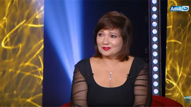 بالفيديو .. انهيار عايدة رياض على الهواء .. تعرف على السبب