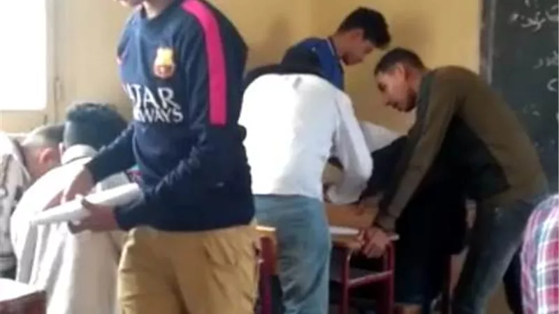 تداول مقطع فيديو غش جماعي لطلاب بالغربية