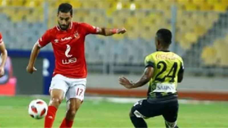 الأهلى يعبر محطة المقاولون بثنائية الشحات والحاوى